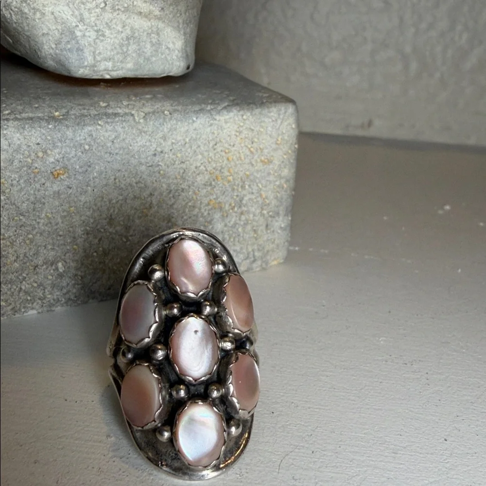 Silver & Mother of Pearl Cluster‎ Ring – Size 8.5 (Tested Sterling)